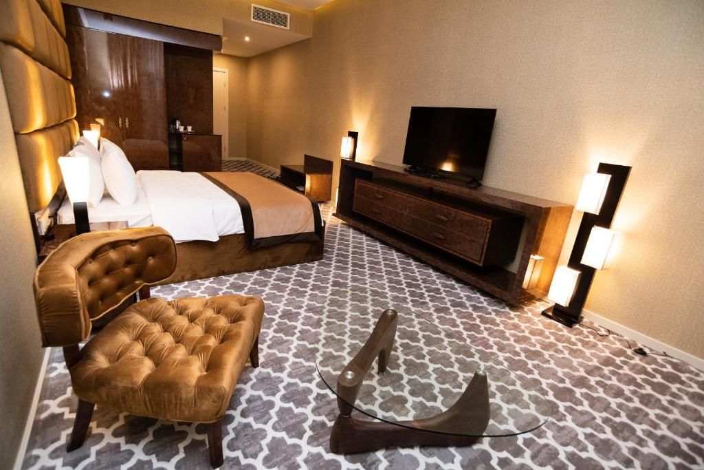 Отель Gallery Art Hotel Тбилиси-41